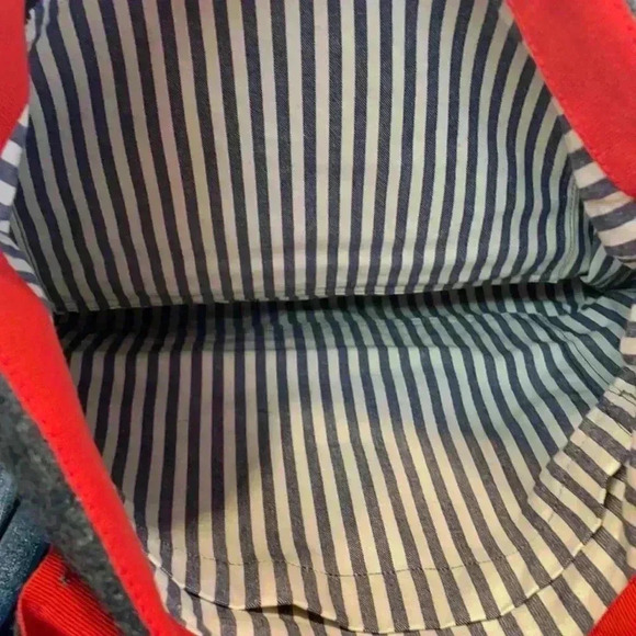 Wool Tote (Pinned Stripped Lined) - Picture 6 of 9